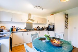 Photo 19- click for photo gallery